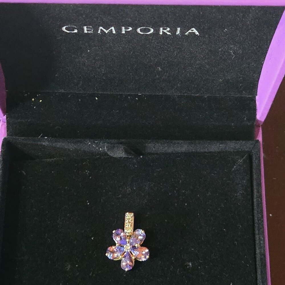 Gemporia 10k Gold AA Tanzanite and Diamond Flower Pendant